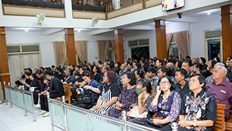 galeri, Ibadah Kamis Suci GKJ Baki 2025, gereja kristen jawa, gkj, gkj baki, gereja kristen jawa baki, baki, sukoharjo, gkj klasis sukoharjo, klasis sukoharjo, klasis, sinode gkj, sinode 